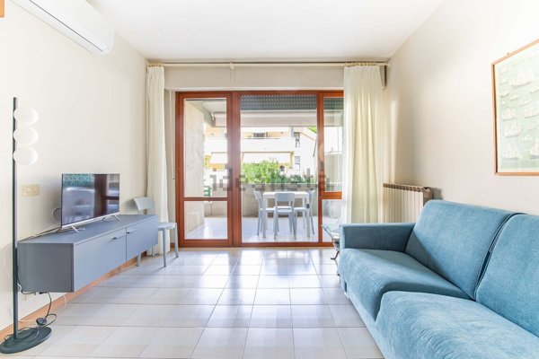 appartamento in affitto a Viareggio in zona Fossa dell'Abate