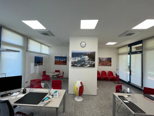 ufficio in affitto ad Agliana