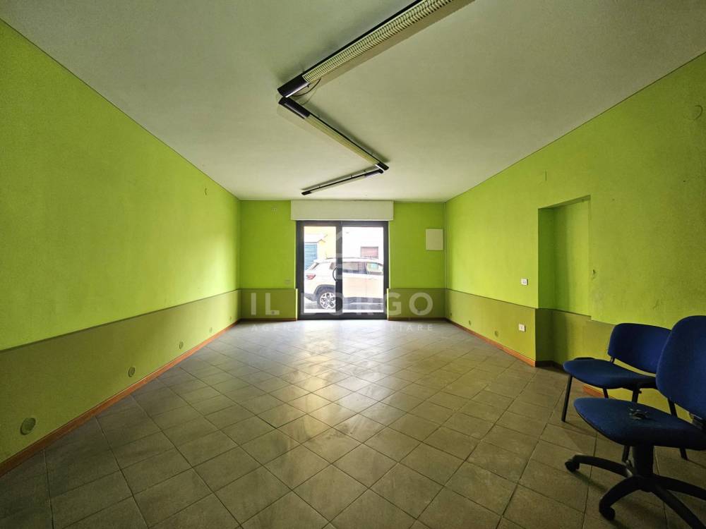 capannone in affitto a Marliana