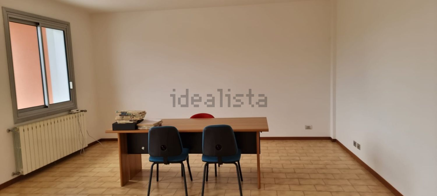 ufficio in affitto a Massa e Cozzile