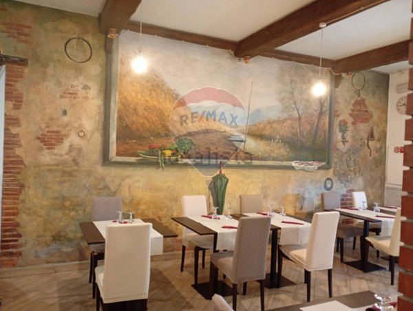 locale di sgombero in affitto a Massa e Cozzile