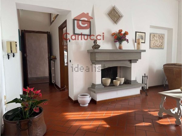 attico in affitto a Massa e Cozzile in zona Massa