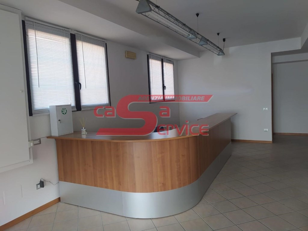 ufficio in affitto a Monsummano Terme