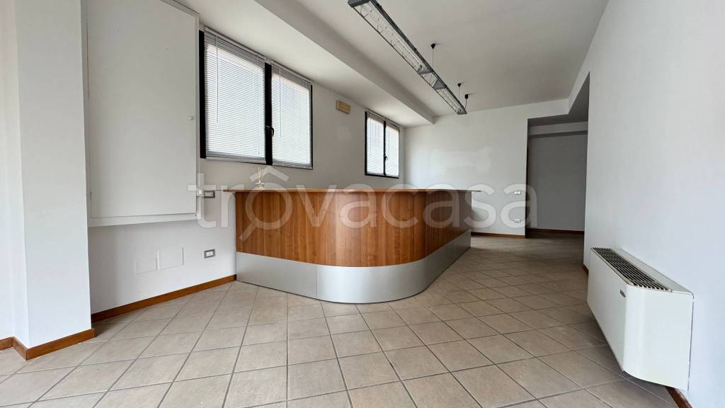 ufficio in affitto a Monsummano Terme