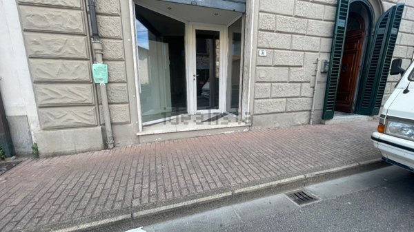 negozio in affitto a Monsummano Terme