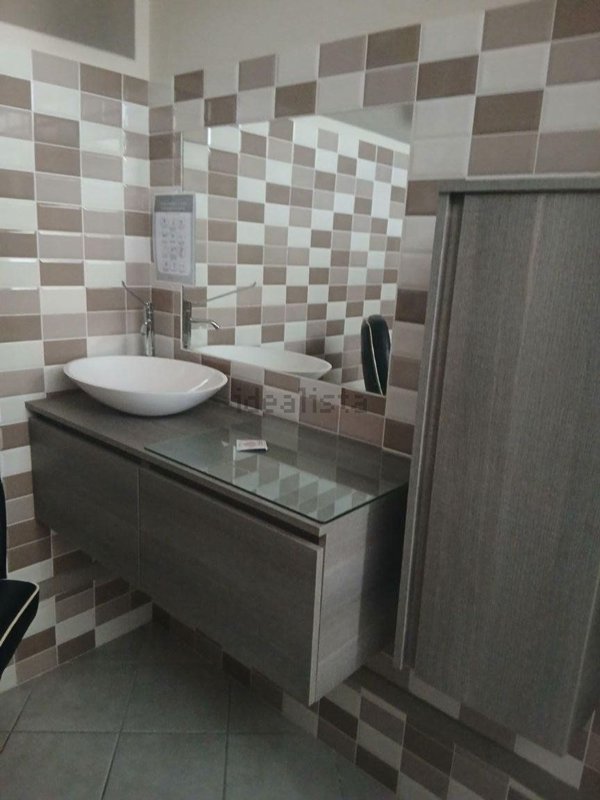 locale commerciale in affitto a Monsummano Terme