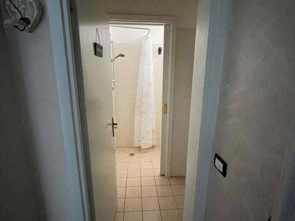 negozio in affitto a Monsummano Terme