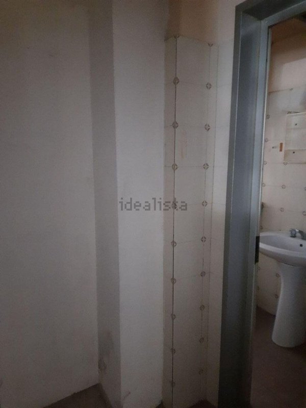 locale commerciale in affitto a Monsummano Terme