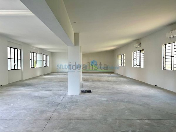 locale commerciale in affitto a Monsummano Terme