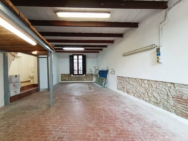 locale commerciale in affitto a Monsummano Terme