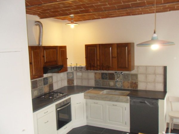 appartamento in affitto a Montale