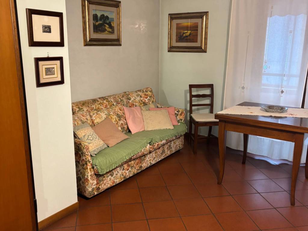 appartamento in affitto a Montale