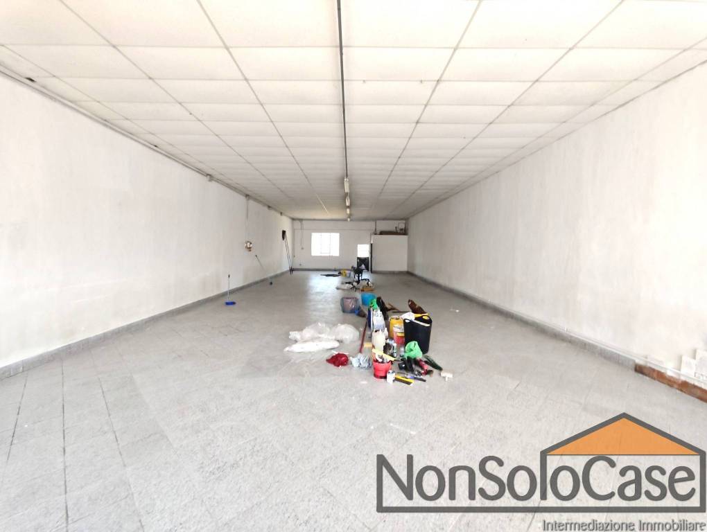 locale commerciale in affitto a Montale