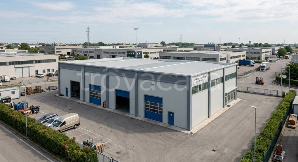 locale commerciale in affitto a Montale in zona Stazione
