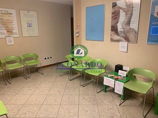 ufficio in affitto a Montecatini-Terme in zona Vico