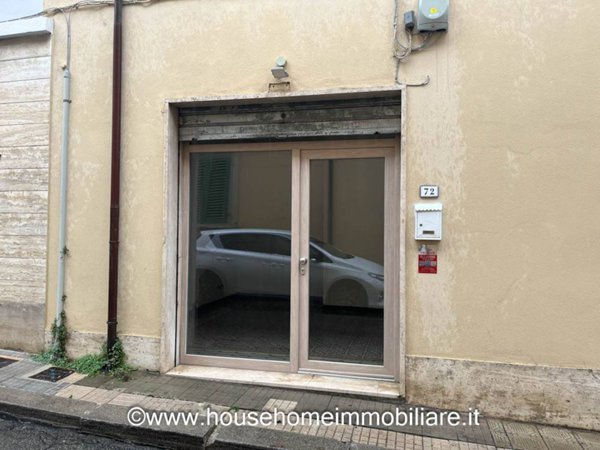 ufficio in affitto a Montecatini-Terme in zona Vico