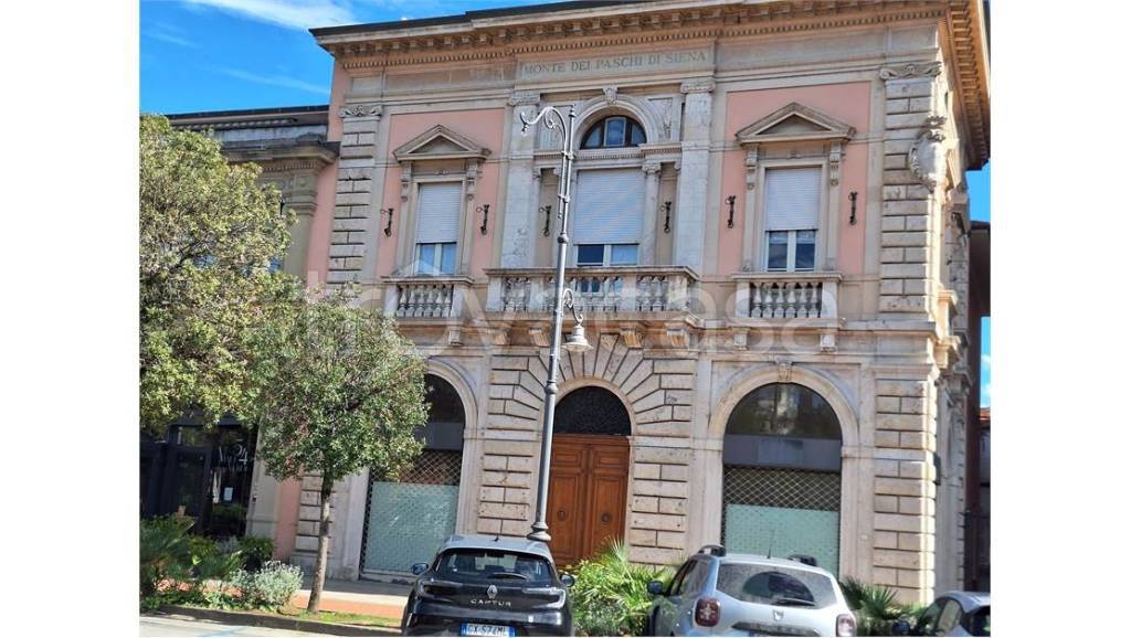 negozio in affitto a Montecatini-Terme in zona Vico