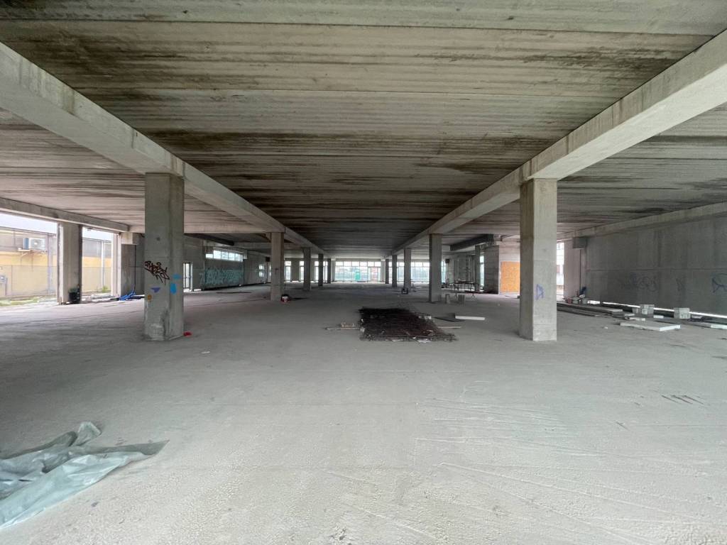 locale commerciale in affitto a Montecatini-Terme