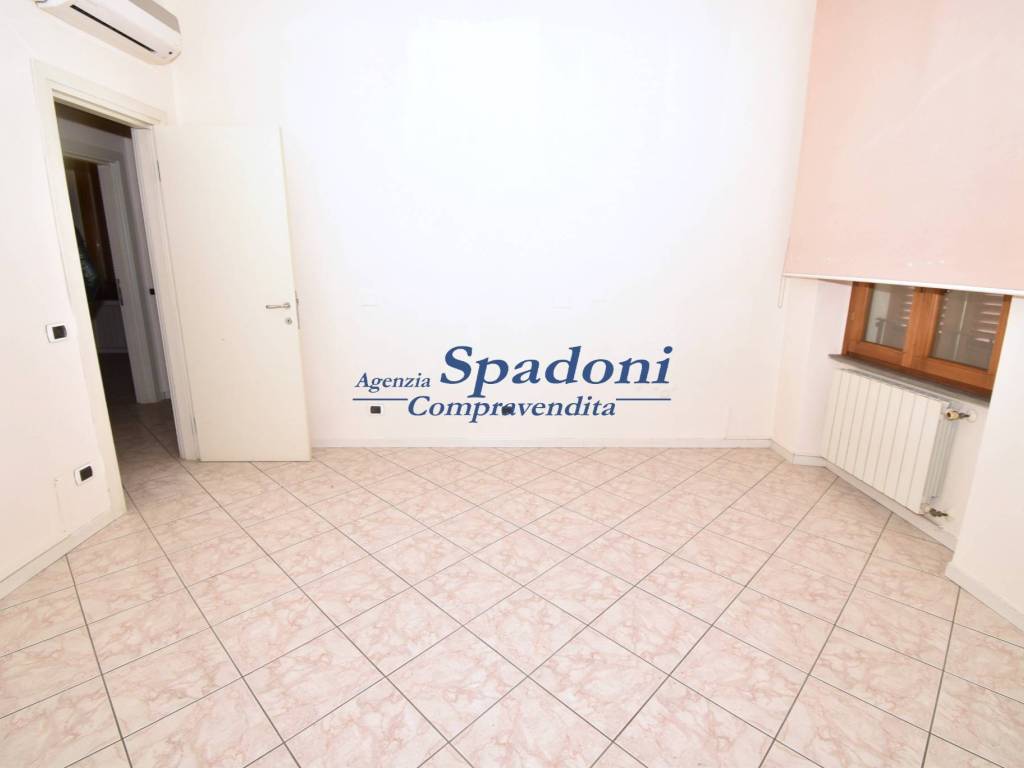 ufficio in affitto a Montecatini-Terme