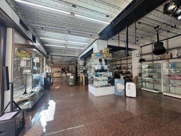 negozio in affitto a Montecatini-Terme