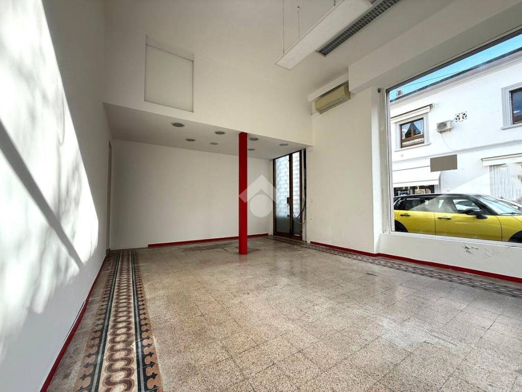 negozio in affitto a Montecatini-Terme