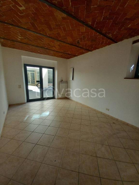 negozio in affitto a Montecatini-Terme in zona Vico