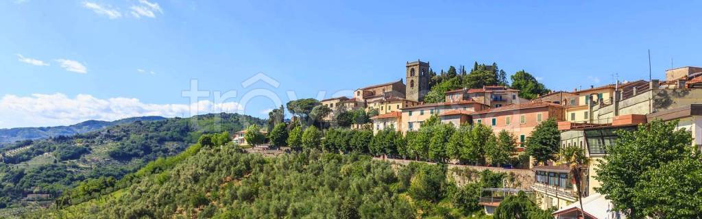 appartamento in affitto a Montecatini-Terme in zona Montecatini Alto