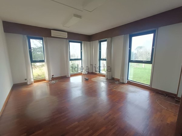 ufficio in affitto a Montecatini-Terme