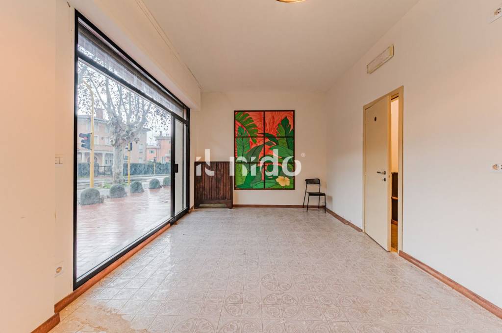 negozio in affitto a Montecatini-Terme in zona Vico