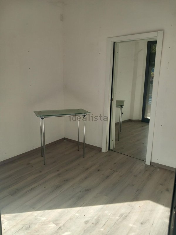 locale commerciale in affitto a Montecatini-Terme