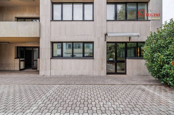 ufficio in affitto a Montecatini-Terme
