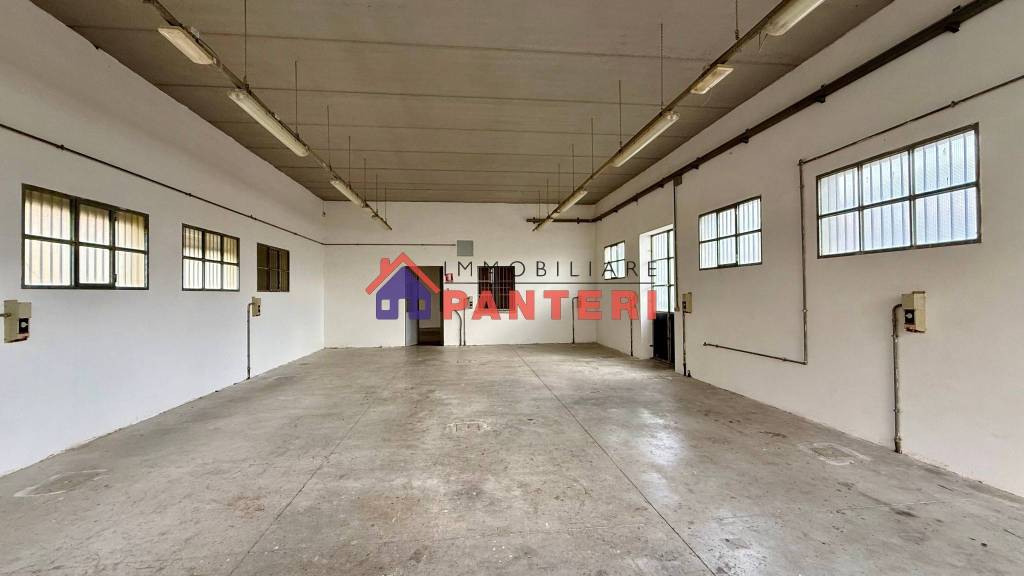 locale commerciale in affitto a Pescia in zona Pescia Morta