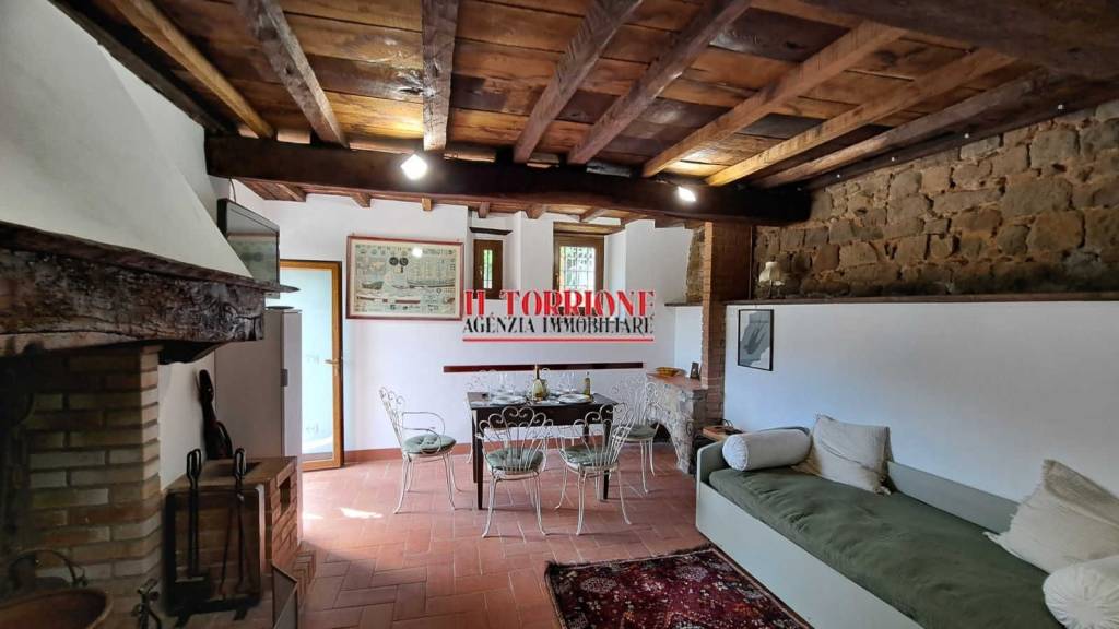 appartamento in affitto a Pescia