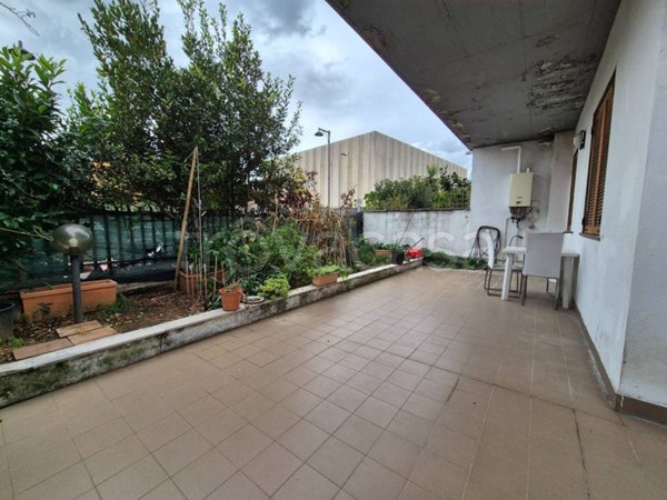 appartamento in affitto a Pescia in zona Castellare
