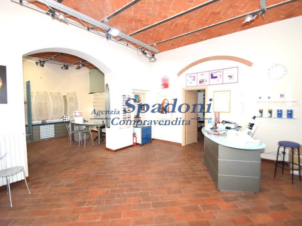 negozio in affitto a Pieve a Nievole
