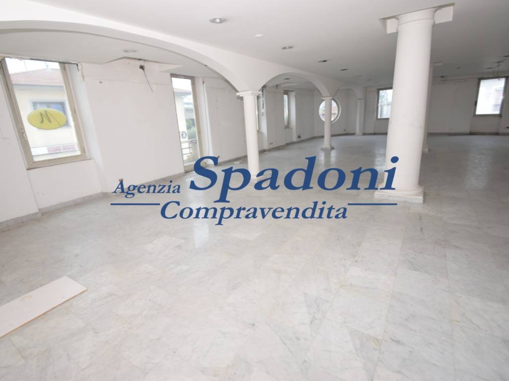 negozio in affitto a Pieve a Nievole