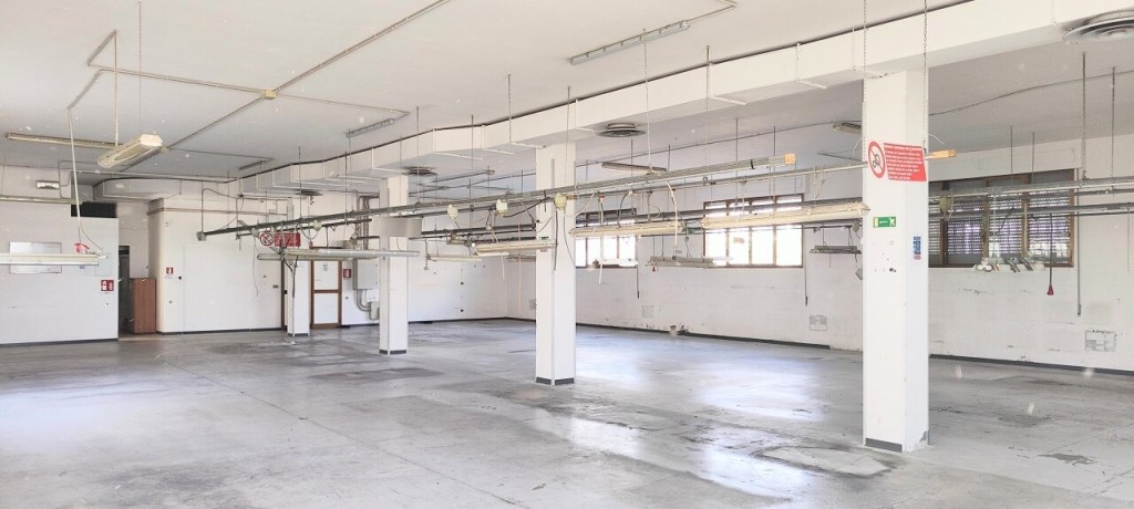 locale commerciale in affitto a Pieve a Nievole in zona Poggetto