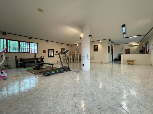 locale commerciale in affitto a Pieve a Nievole in zona Poggetto