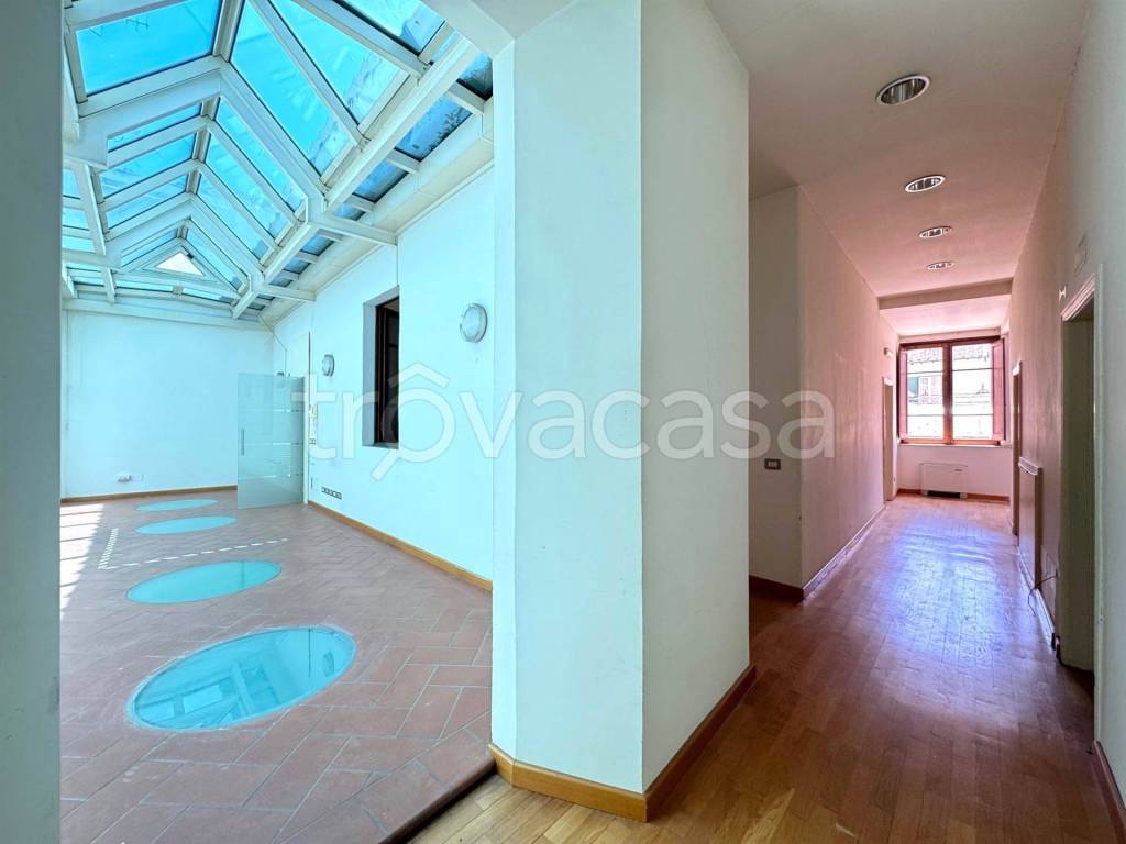 ufficio in affitto a Pistoia in zona Centro Città