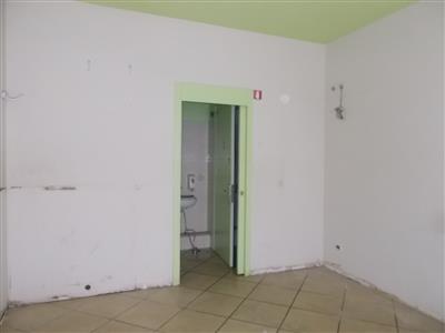 negozio in affitto a Pistoia in zona Centro Città