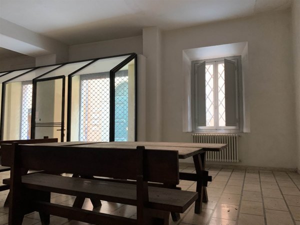 negozio in affitto a Pistoia in zona Centro Città
