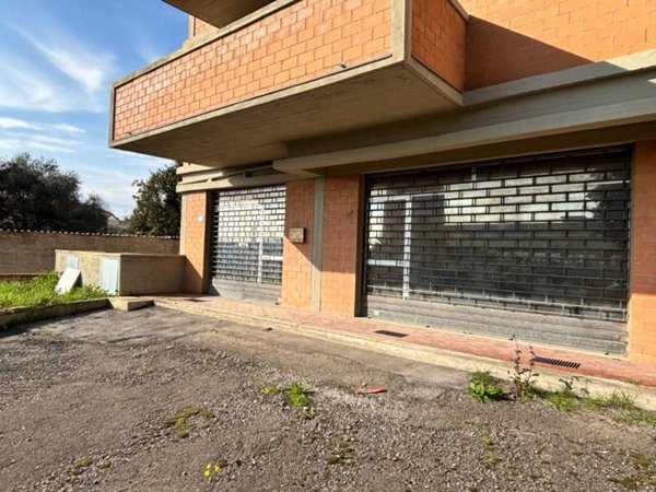 ufficio in affitto a Pistoia