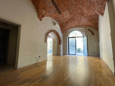 negozio in affitto a Pistoia in zona Centro Città