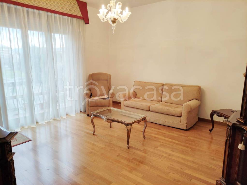 appartamento in affitto a Pistoia