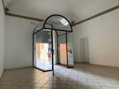 negozio in affitto a Pistoia in zona Centro Città