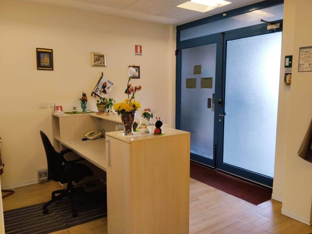 locale commerciale in affitto a Pistoia