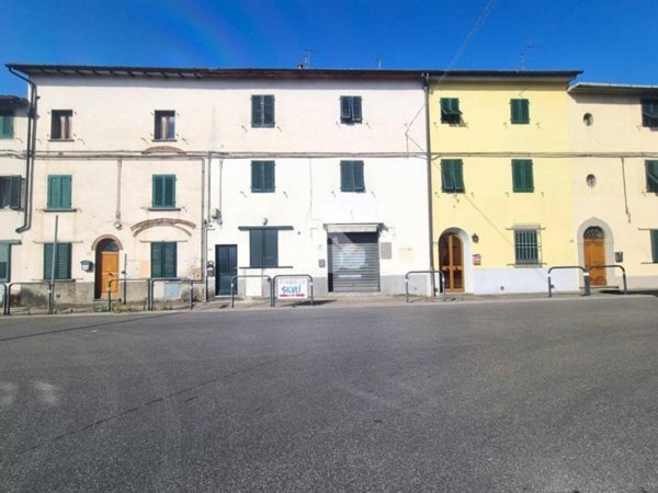 negozio in affitto a Pistoia in zona Centro Città
