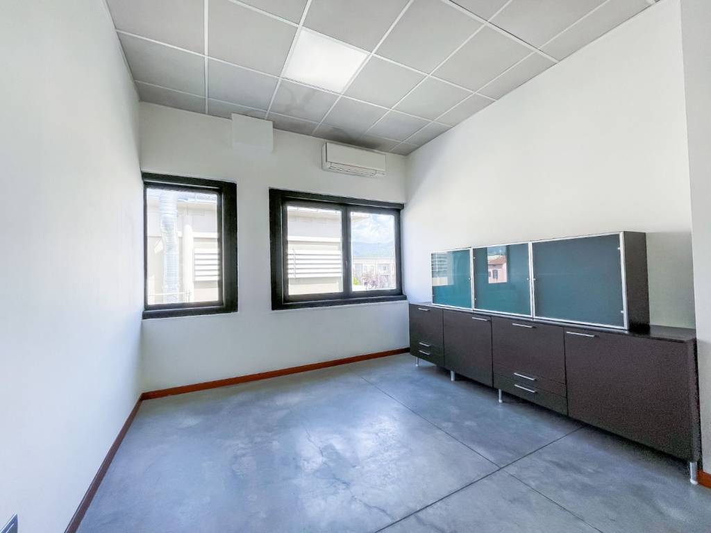 ufficio in affitto a Pistoia