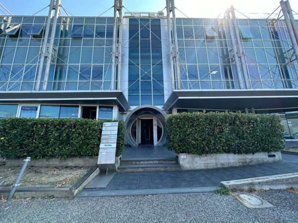 ufficio in affitto a Pistoia