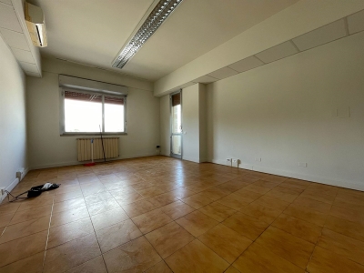 ufficio in affitto a Pistoia